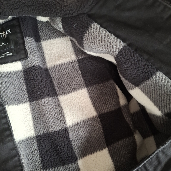 Hollister Men's Black Denim Jacket - Picture 4 of 4